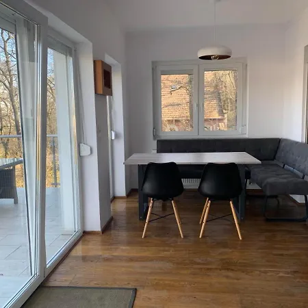 Hilltop * Фоньод