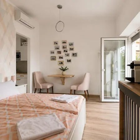 Hilltop Apartment