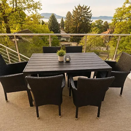 Hilltop Apartment