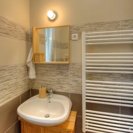 Hilltop Apartamento *