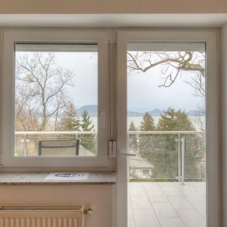Apartment Hilltop *
