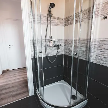 Hilltop Apartamento *