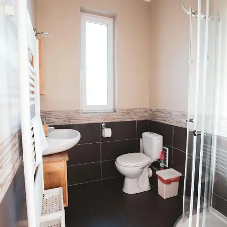 Hilltop Apartamento *