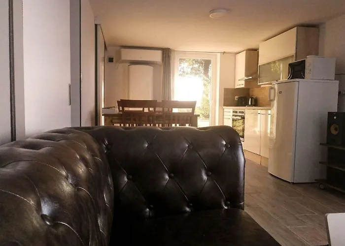 Hilltop Apartamento *