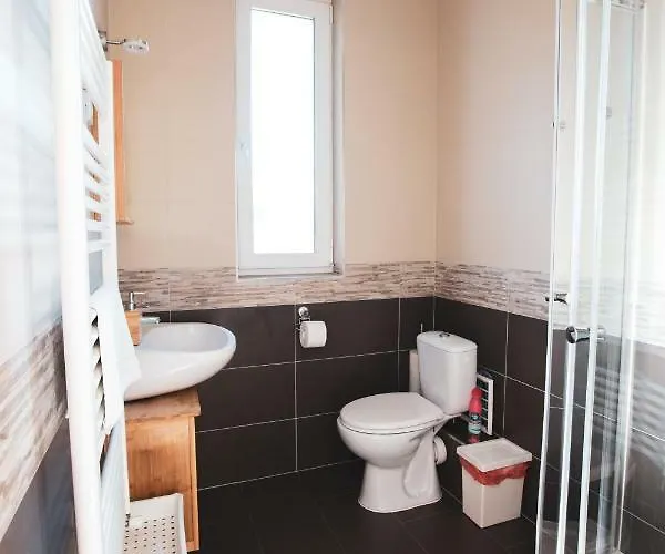 Hilltop Apartamento *